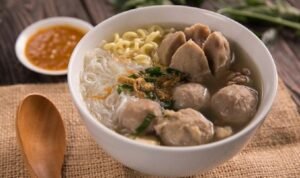 Tips Membuat Bakso Urat: Rahasia Kenyal, Gurih, dan Lezat
