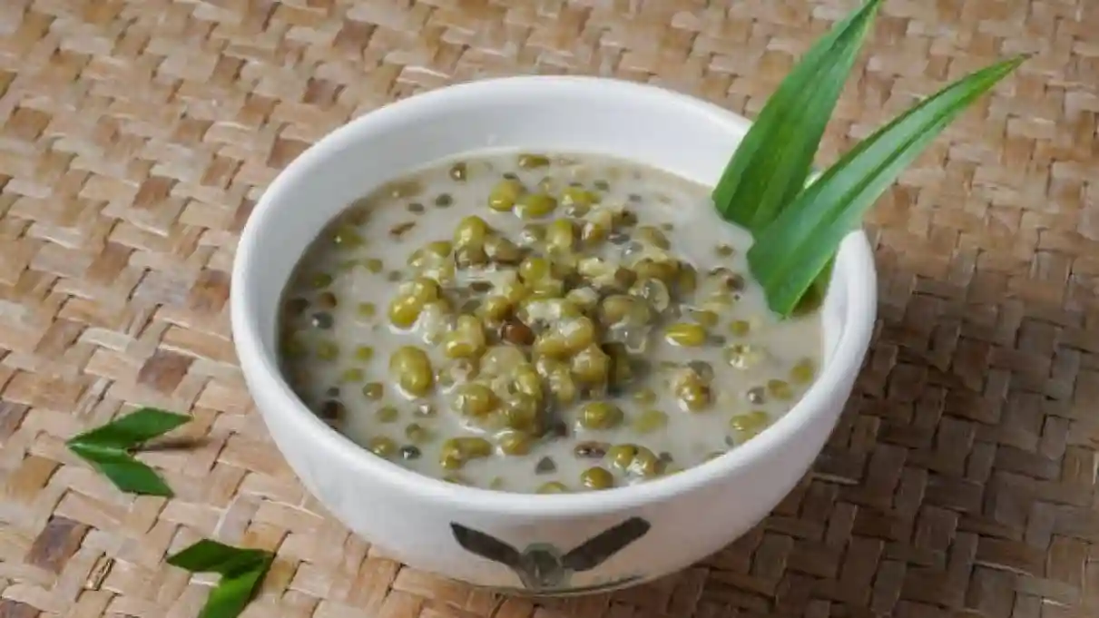 Bubur Kacang Ijo, Sajian Tradisional yang Hangat dan Bergizi