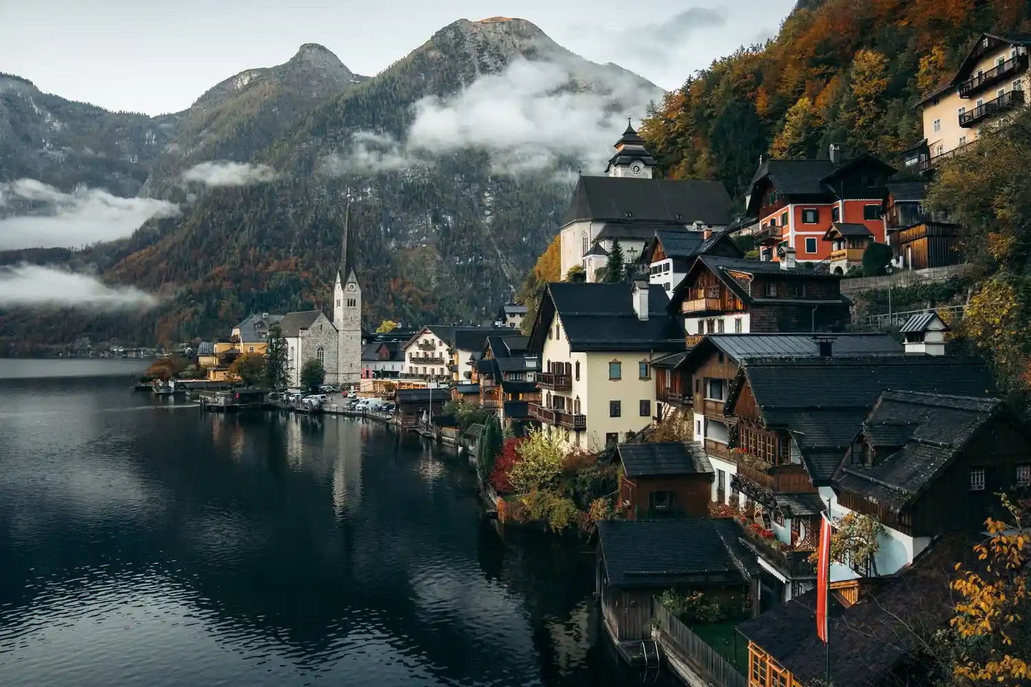 Hallstatt 2026, Desa Viral Austria yang Jadi Impian Traveler Dunia