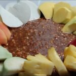 Resep Bumbu Rujak yang Kental, Pedas, Manis, dan Bikin Buah Makin Segar
