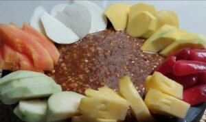 Resep Bumbu Rujak yang Kental, Pedas, Manis, dan Bikin Buah Makin Segar Resep Bumbu Rujak yang Kental, Pedas, Manis, dan Bikin Buah Makin Segar