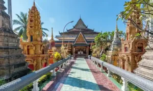 Siem Reap, Kota Kuil Megah yang Bikin Wisata Kamboja Terasa Berbeda_11zon Siem Reap, Kota Kuil Megah yang Bikin Wisata Kamboja Terasa Berbeda